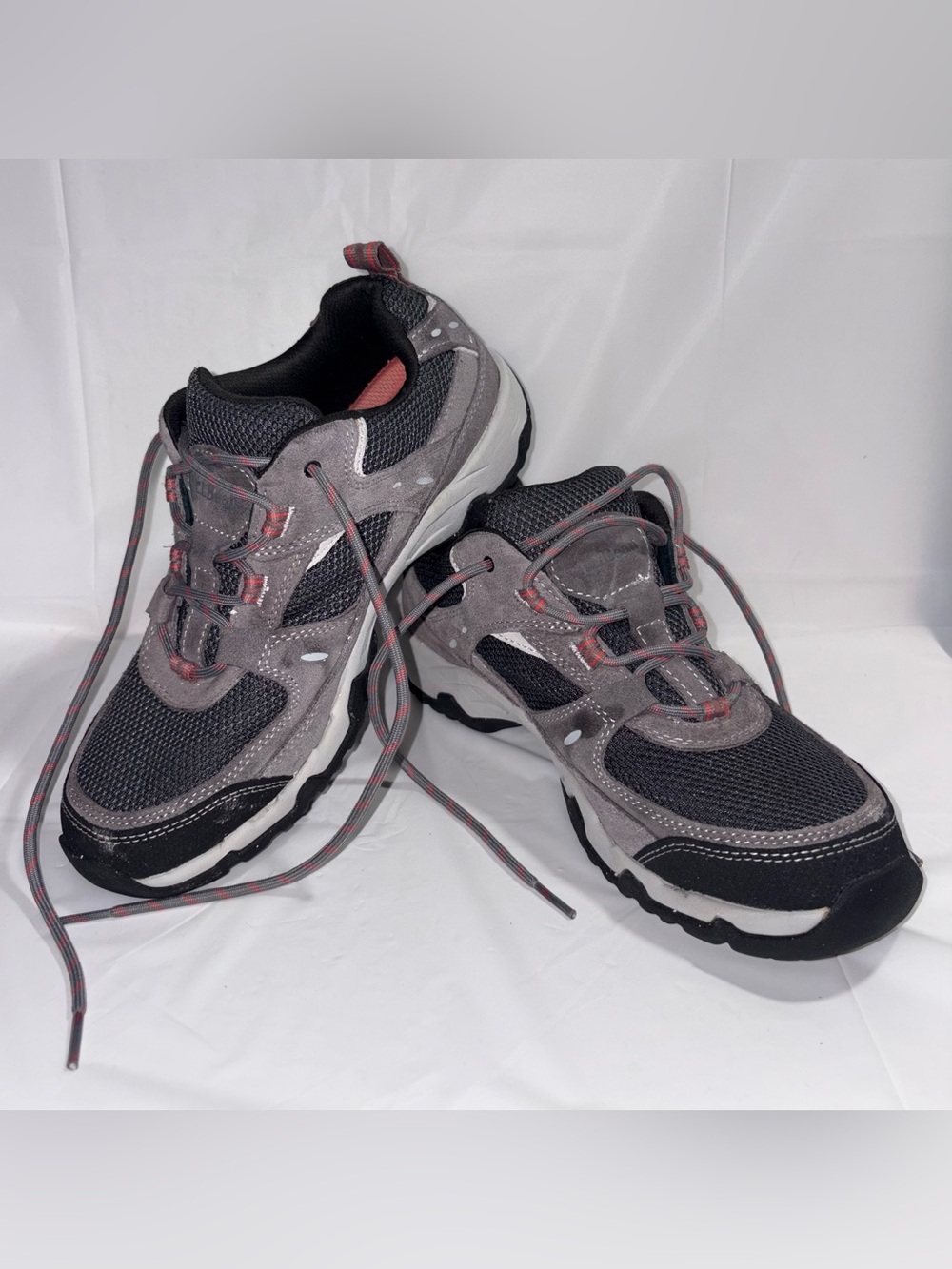 L.L.Bean Trail Model Hiker 4 shoes Women’s Size 10
